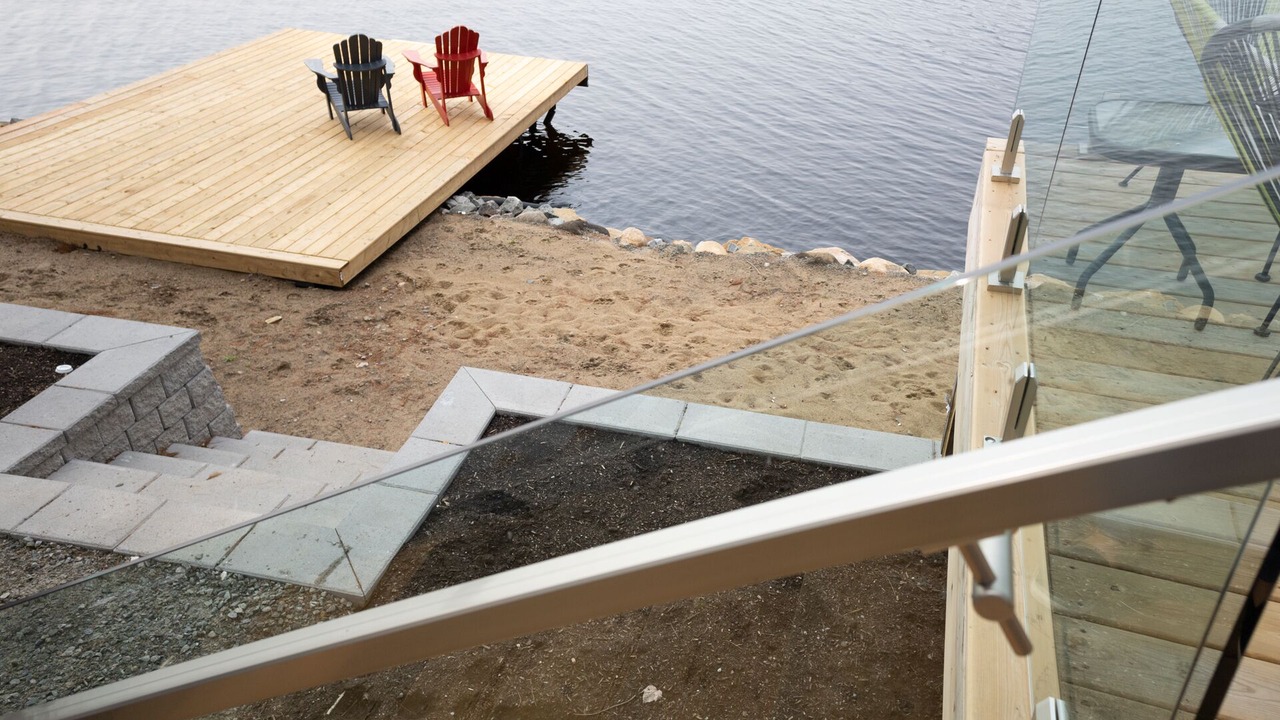 Photo of Patio Balcony in Algonquin Highlands