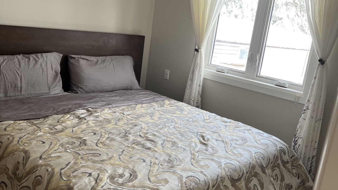 Photo of Bedroom in Algonquin Highlands