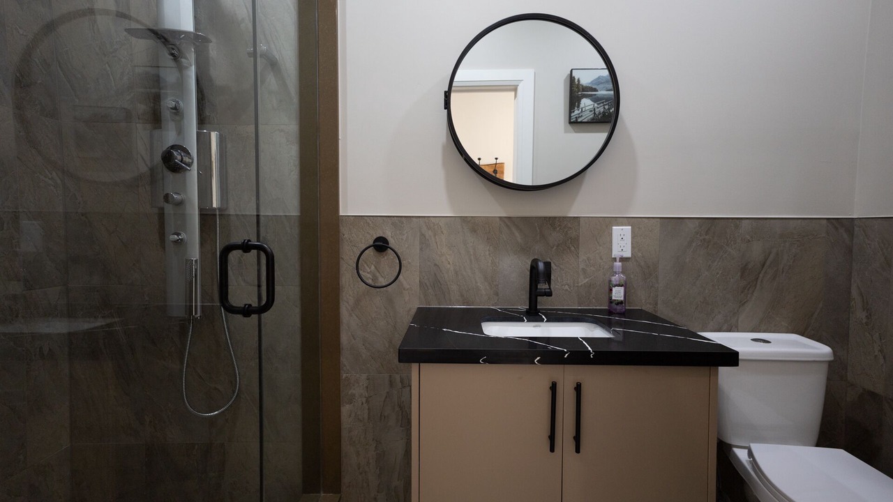 Photo of Bathroom in Algonquin Highlands
