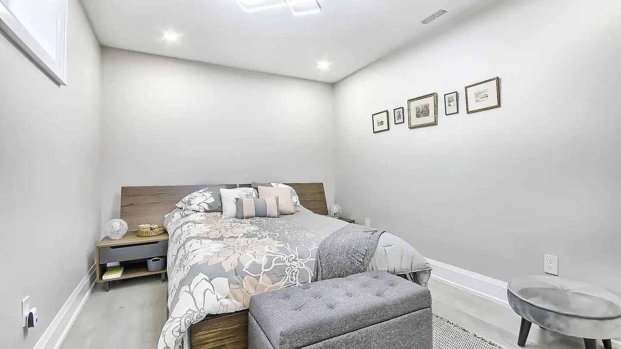 Photo of Bedroom in Willowdale