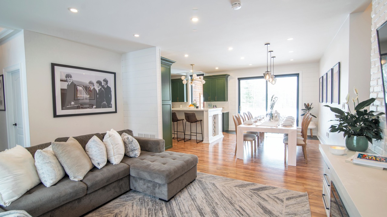 Photo of Livingroom in Barrie