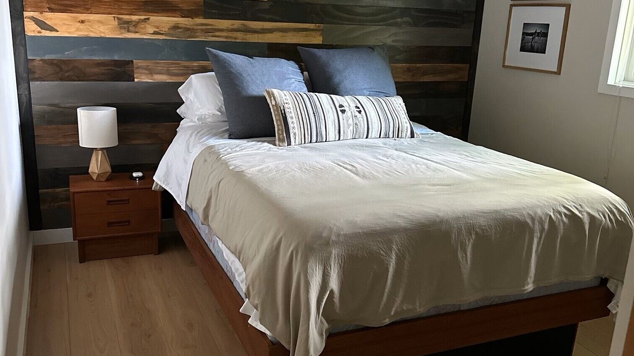 Photo of Bedroom in North Kawartha