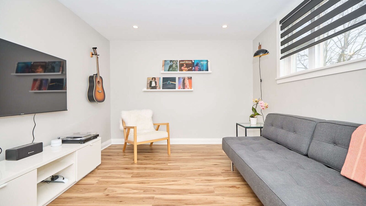 Photo of Livingroom in Thorold