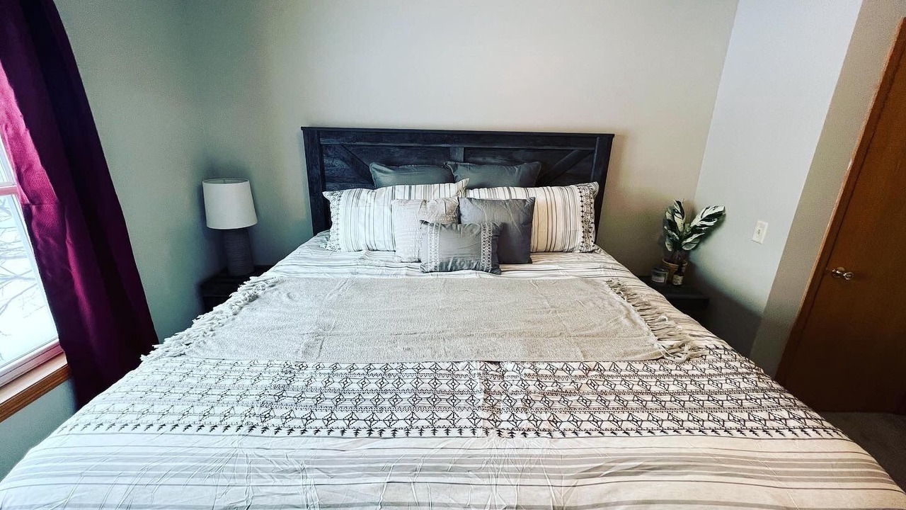 Photo of Bedroom in Oakdale