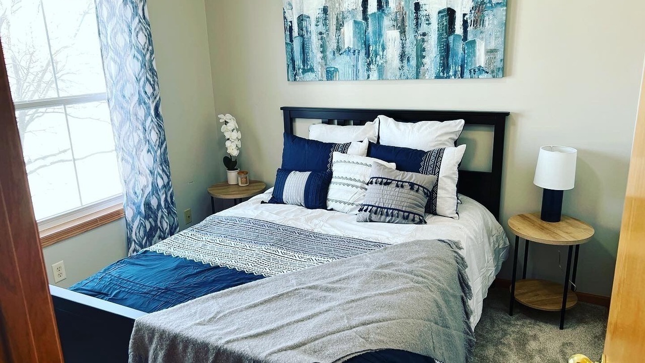 Photo of Bedroom in Oakdale