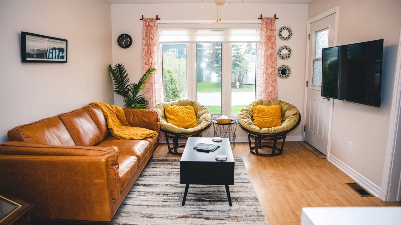 Photo of Livingroom in Timmins