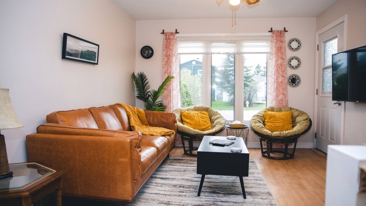 Photo of Livingroom in Timmins