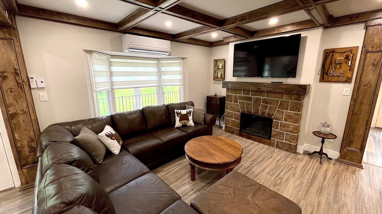 Photo of Livingroom in Washago