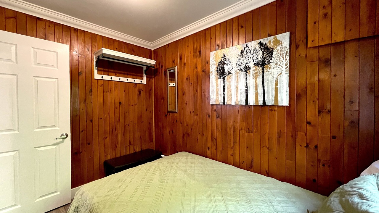 Photo of Bedroom in Washago
