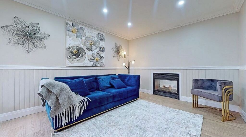 Photo of Livingroom in Pickering