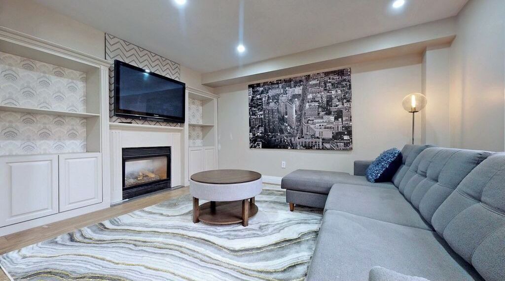 Photo of Livingroom in Pickering