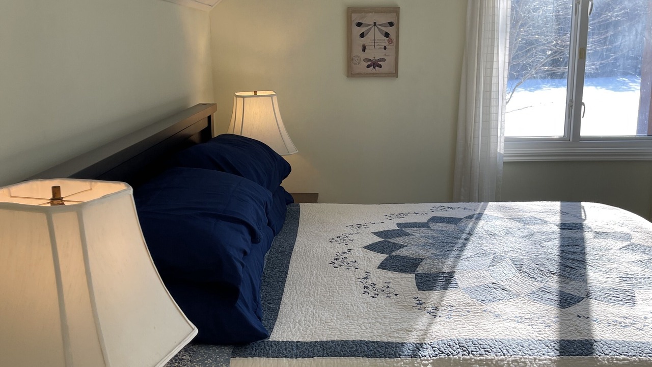 Photo of Bedroom in Muskoka Lakes