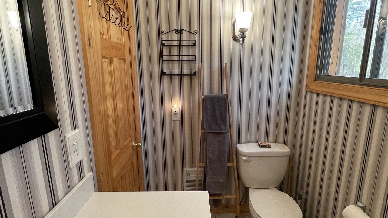 Photo of Bathroom in North Kawartha