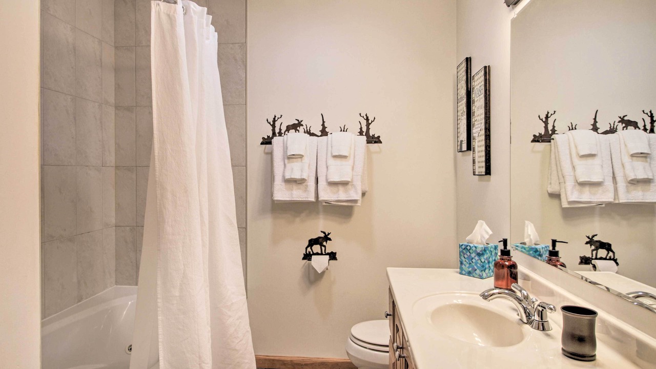 Photo of Bathroom in Biwabik