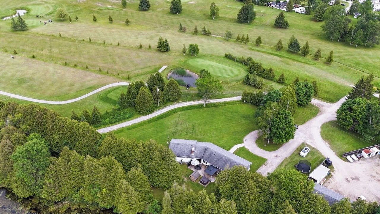 Photo of Outdoor in Lindsay