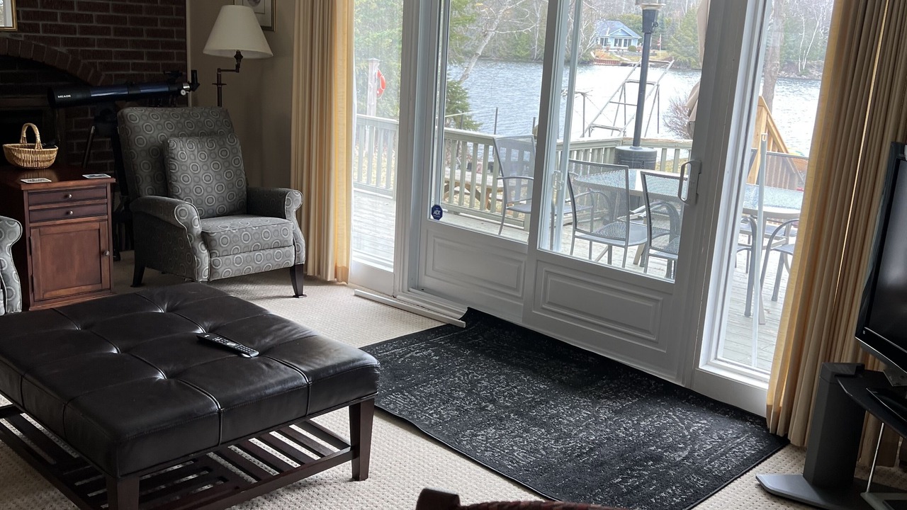 Photo of Livingroom in Kawartha Lakes