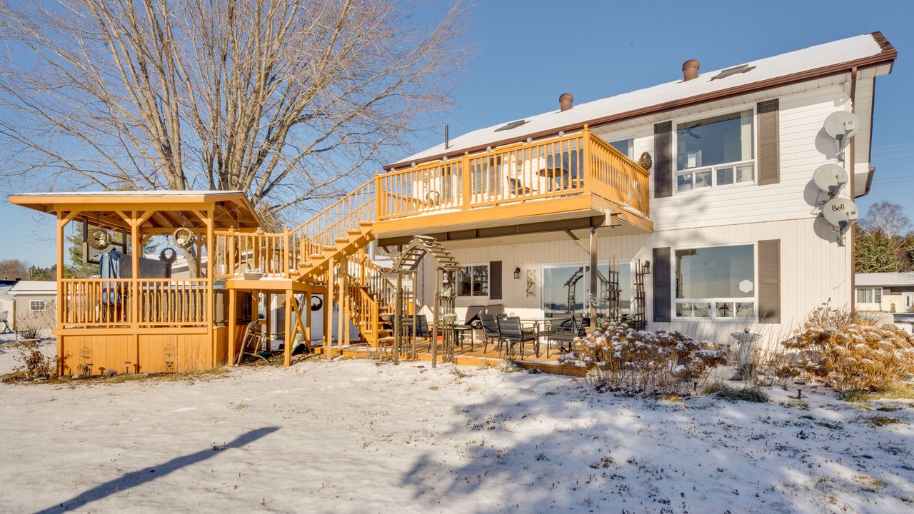 Photo of Outdoor in Springwater
