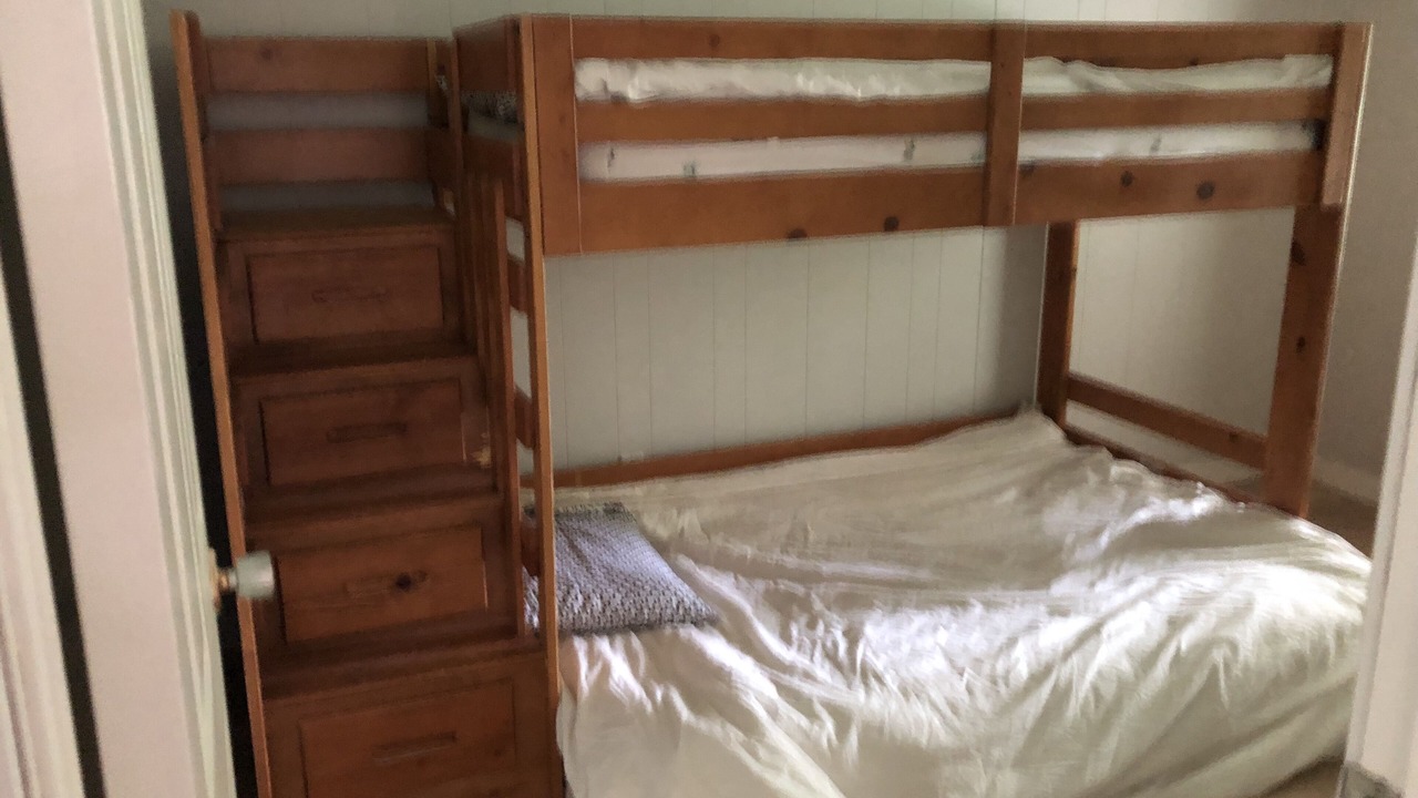 Photo of Bedroom in Bobcaygeon