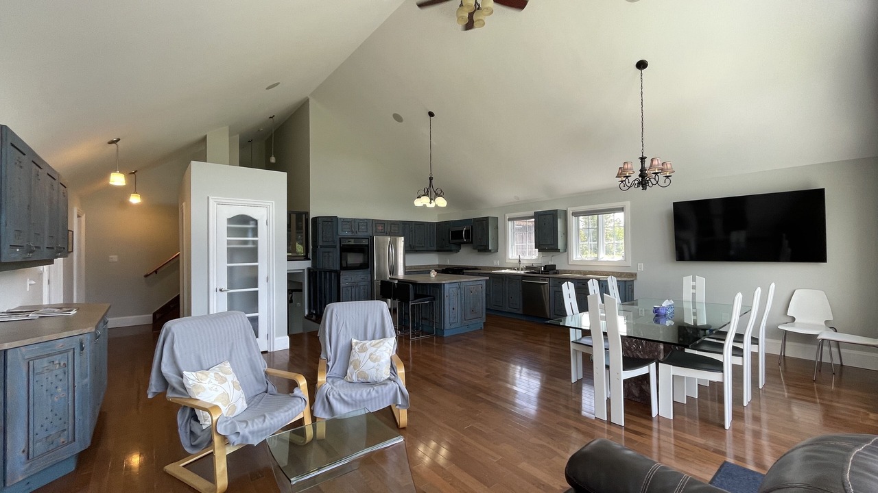 Photo of Bedroom in Gravenhurst