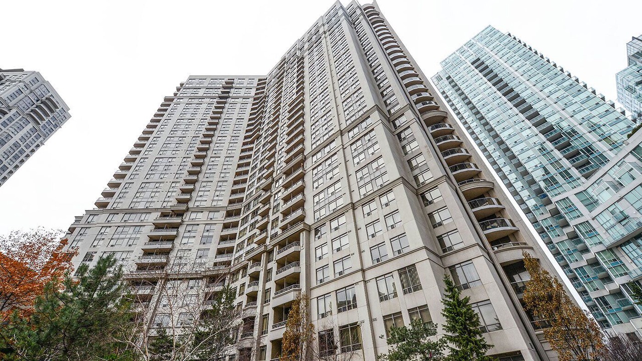 Photo of Outdoor in Downtown Mississauga
