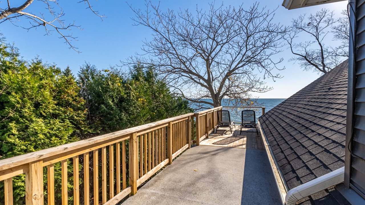Photo of Patio Balcony in Selkirk