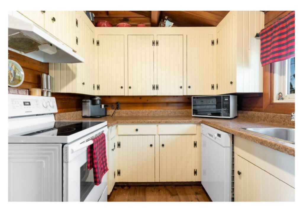 Photo of Kitchen in Beamsville