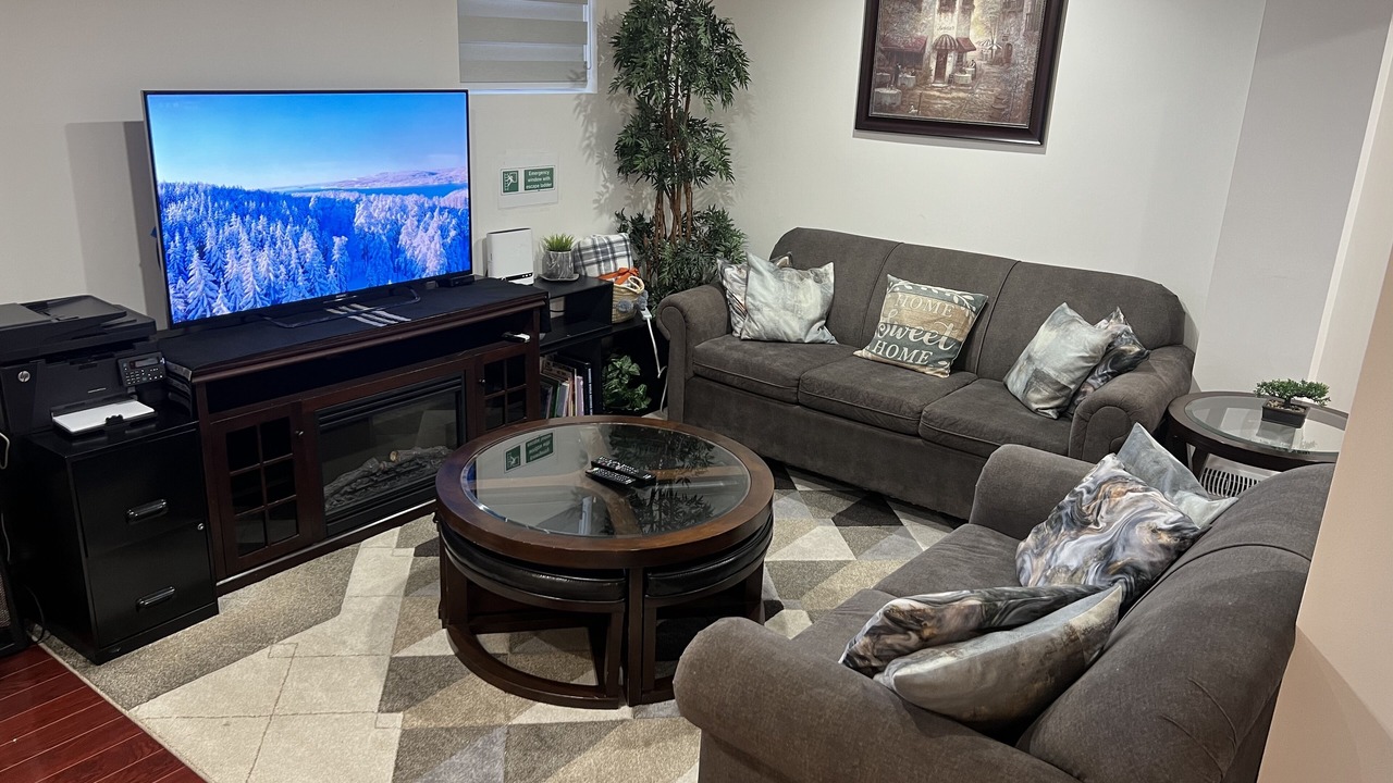 Photo of Livingroom in Meadowvale Village