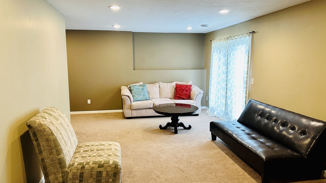 Photo of Livingroom in Shakopee