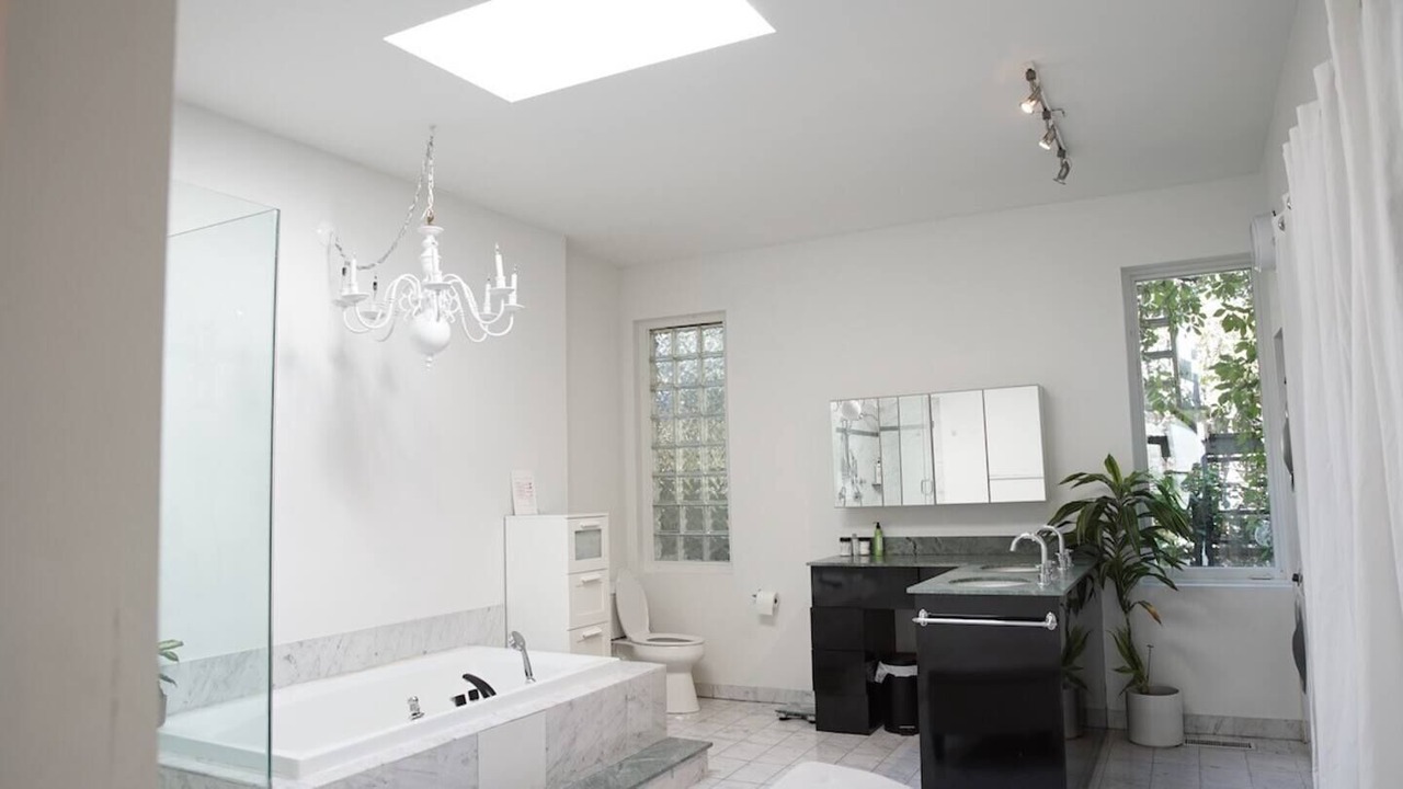 Photo of Bathroom in Garden District