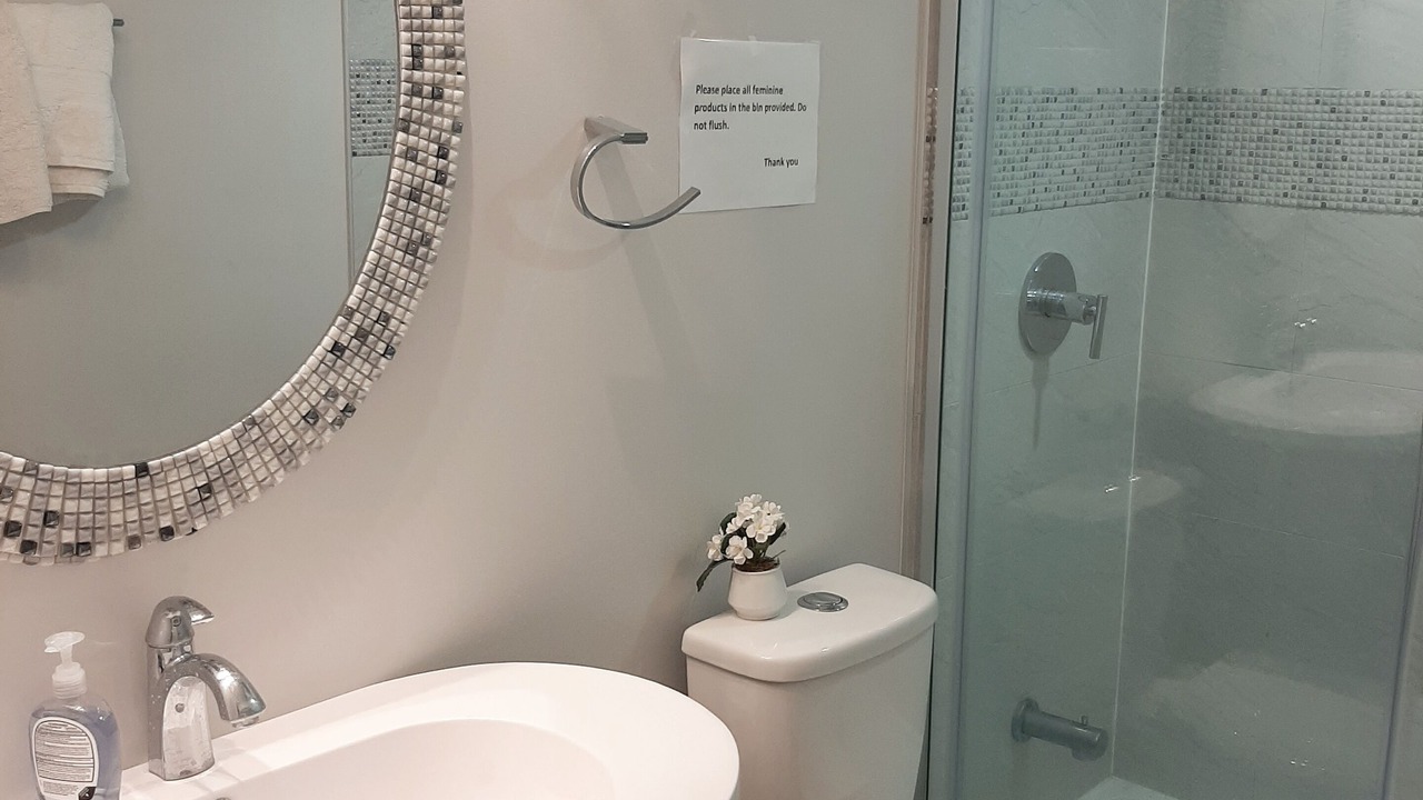 Photo of Bathroom in York Regional Municipality