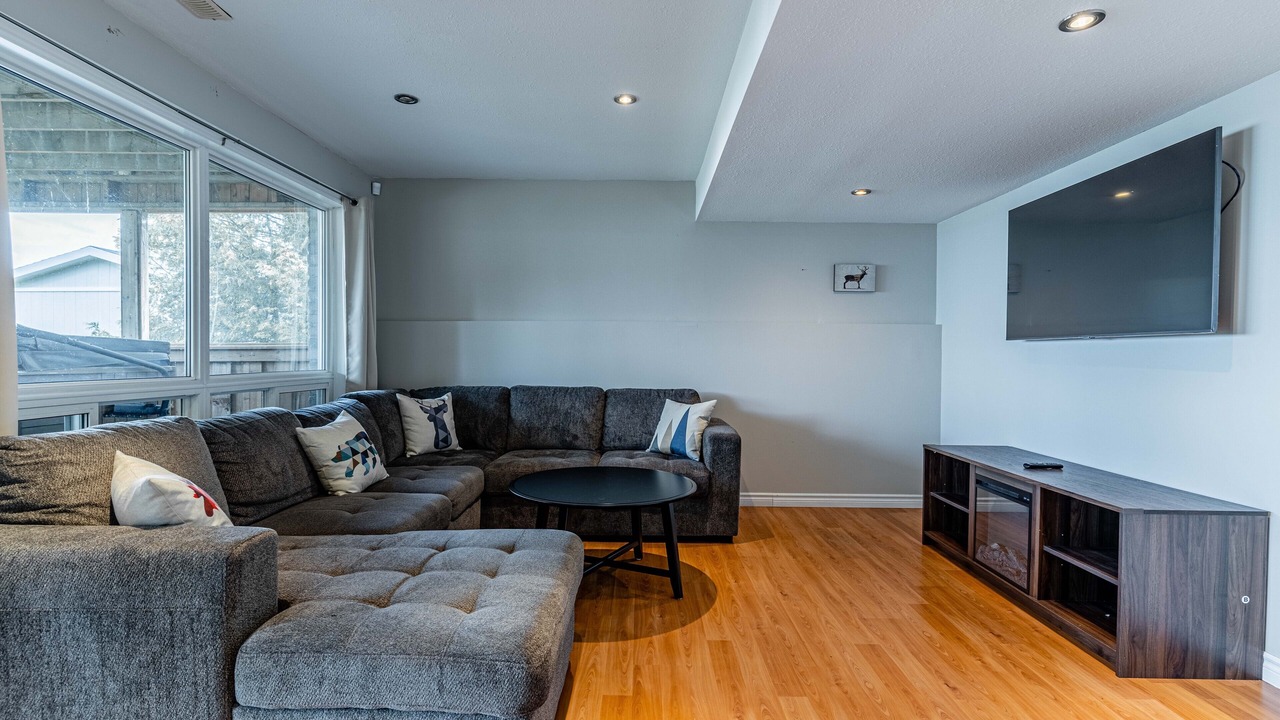 Photo of Livingroom in Bobcaygeon