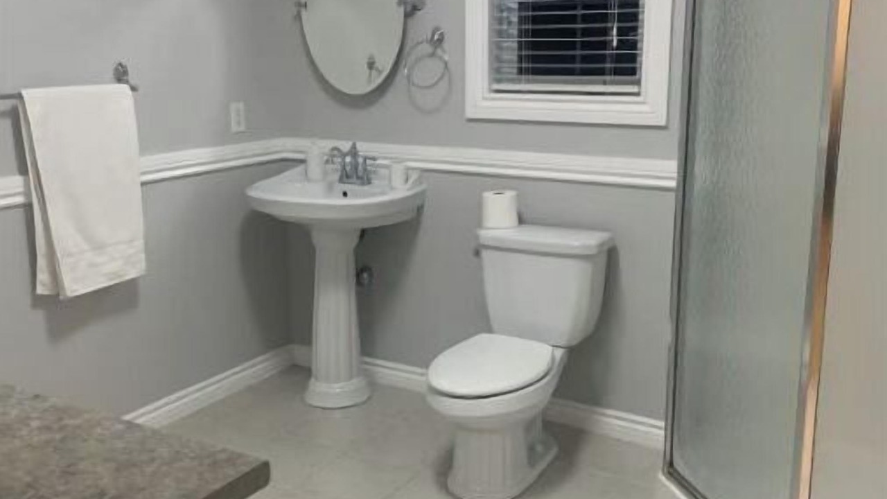 Photo of Bathroom in Orangeville