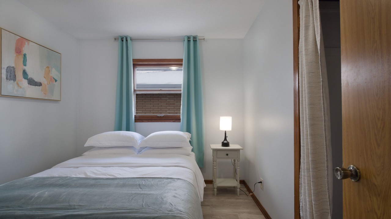 Photo of Bedroom in Columbia Heights