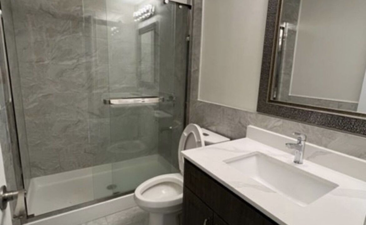 Photo of Bathroom in Halton Regional Municipality