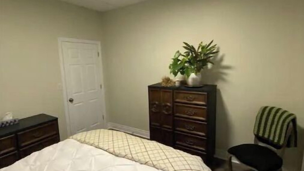 Photo of Bedroom in Tillsonburg