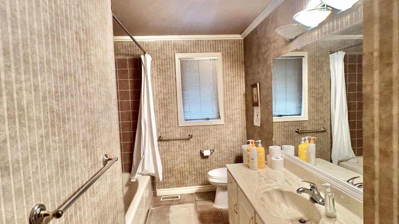 Photo of Bathroom in Valentia