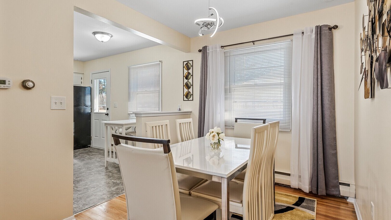 Photo of Livingroom in Roseville