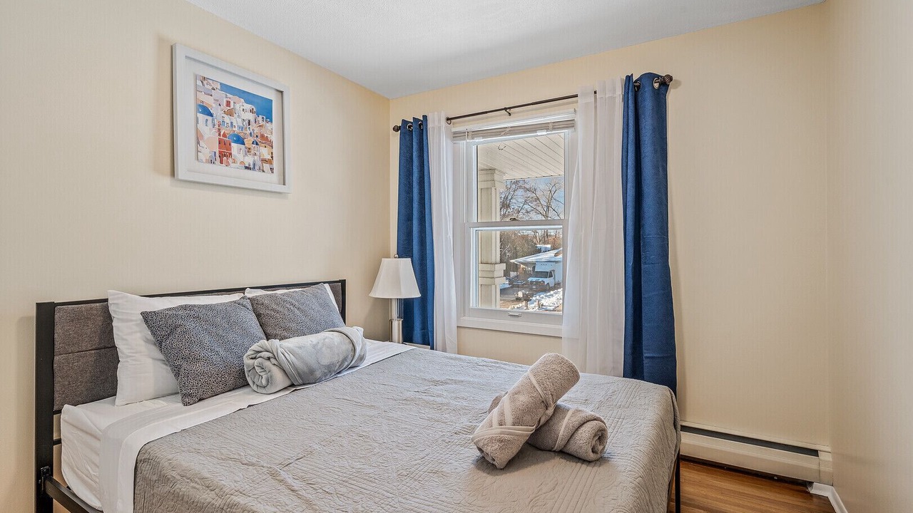 Photo of Bedroom in Roseville