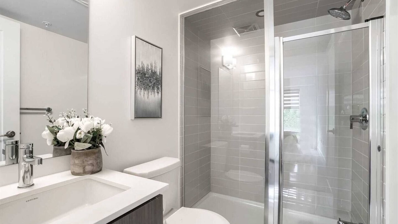 Photo of Bathroom in Erin Mills
