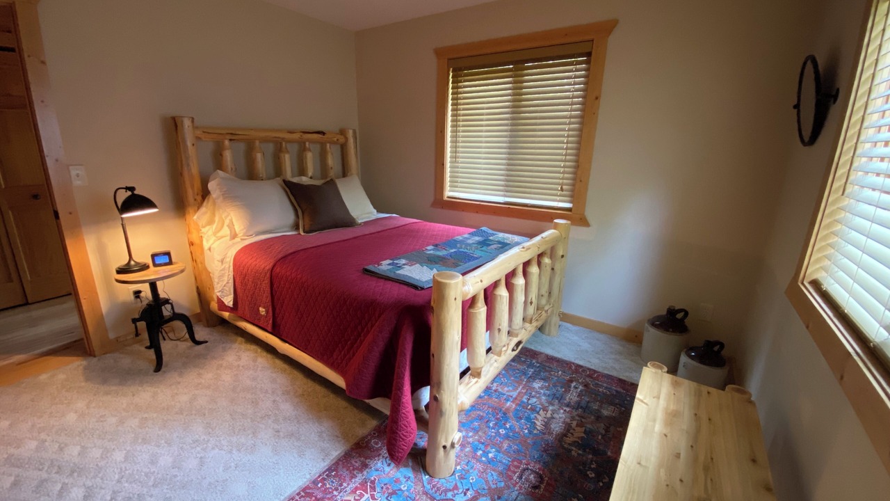 Photo of Bedroom in Breezy Point