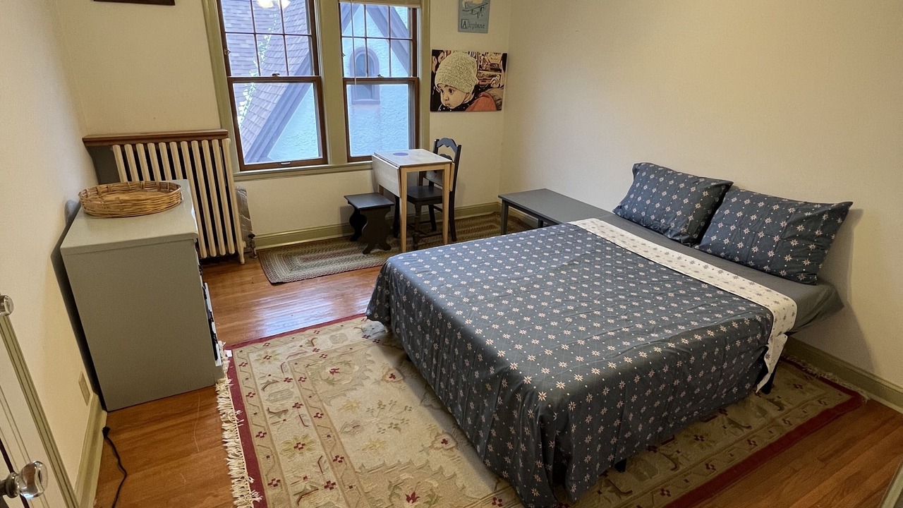 Photo of Bedroom in Victory