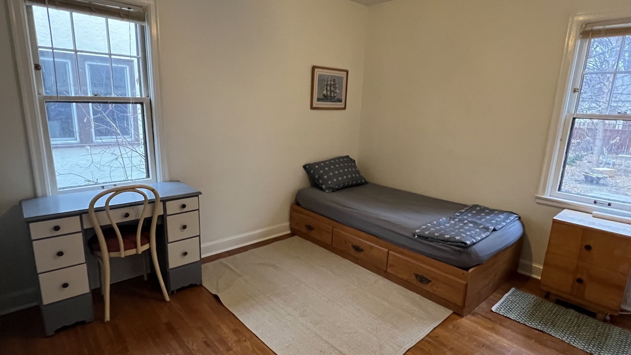 Photo of Bedroom in Victory