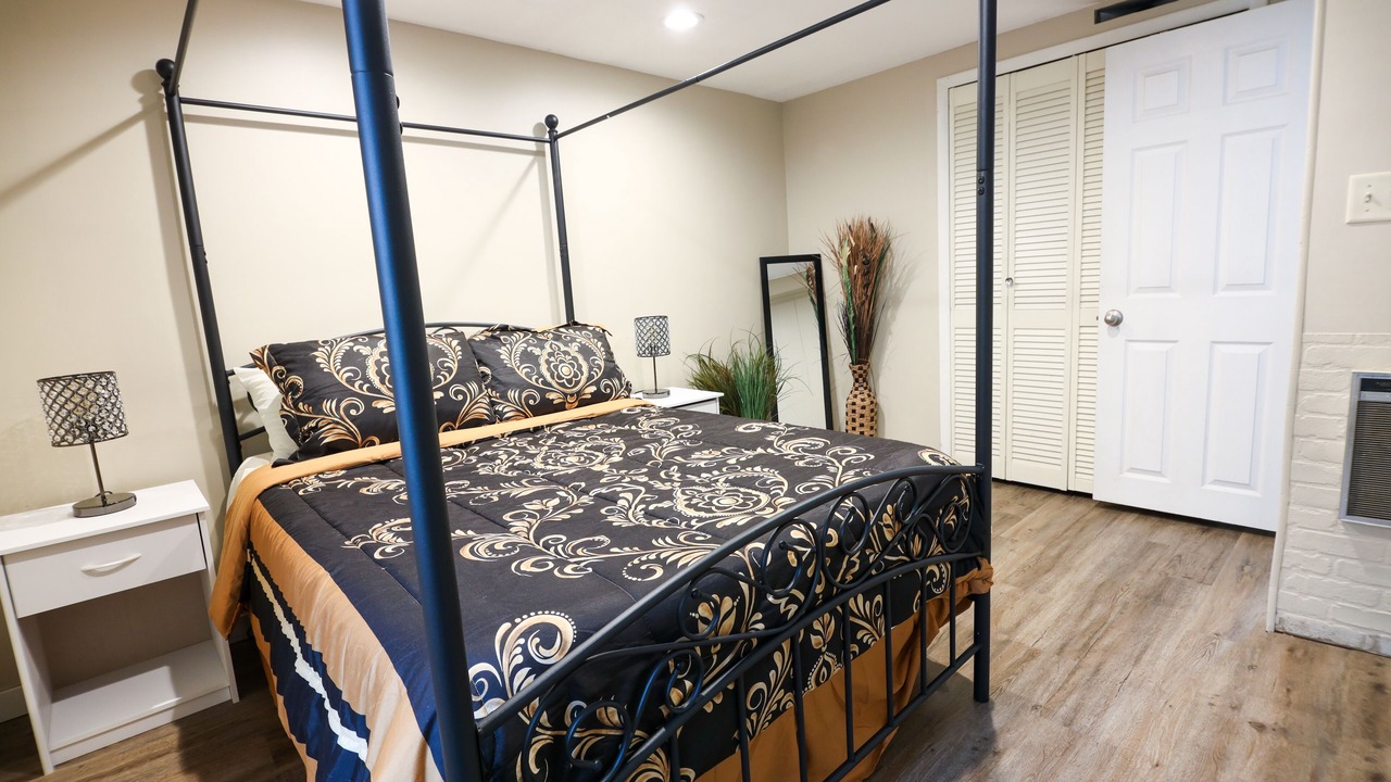 Photo of Bedroom in Diamond Lake
