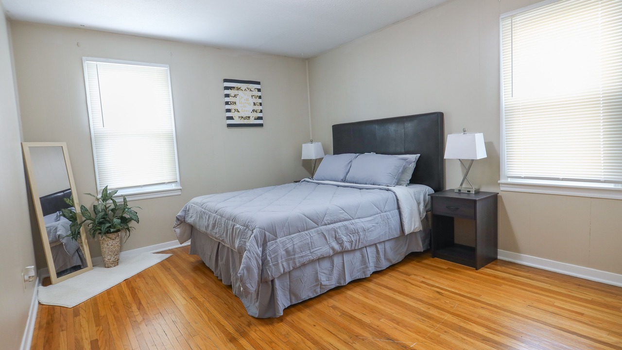 Photo of Bedroom in Diamond Lake