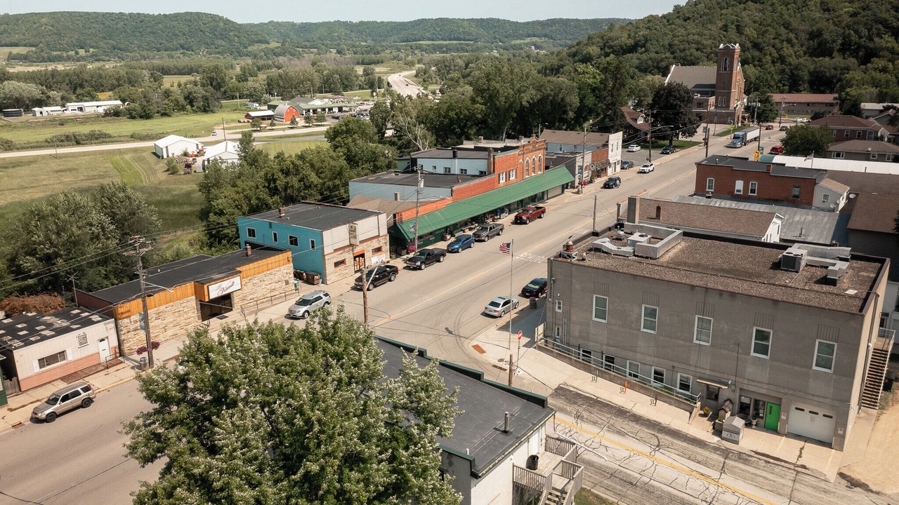 Photo of Others in Hokah