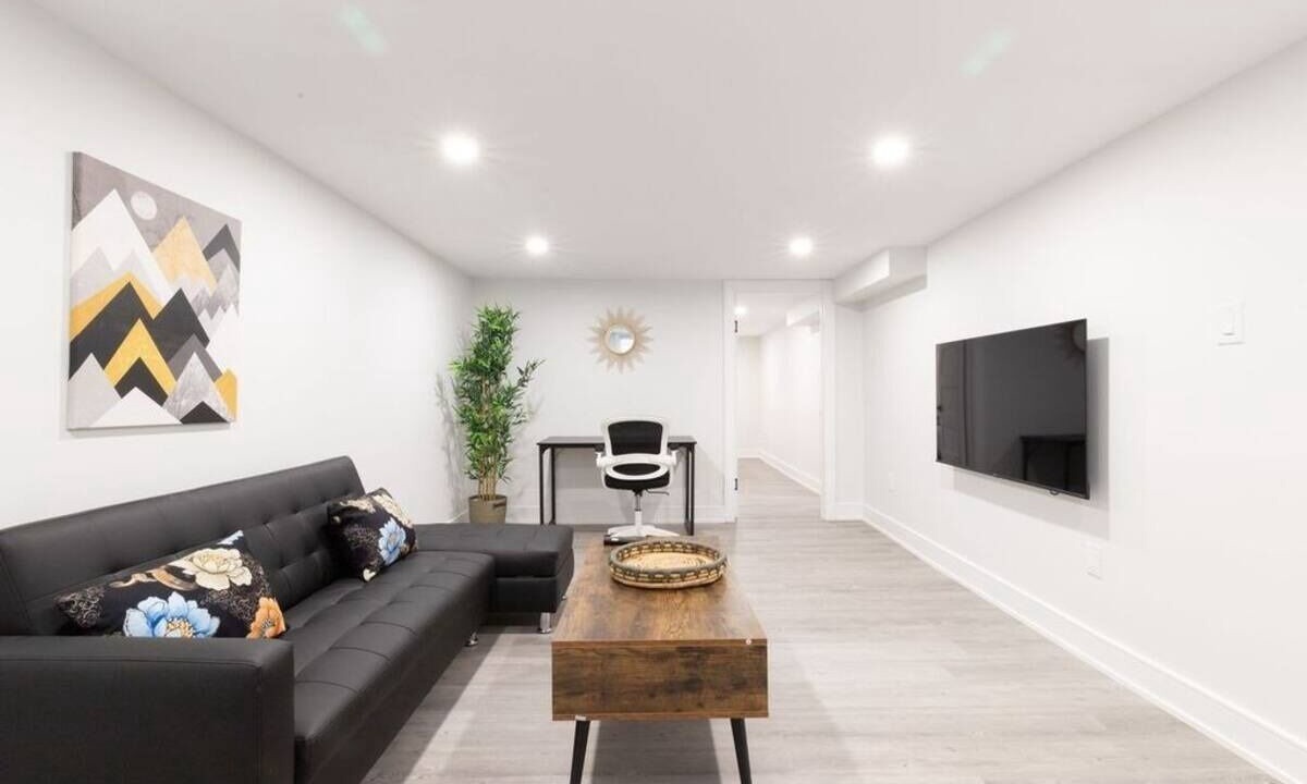 Photo of Livingroom in Clanton Park