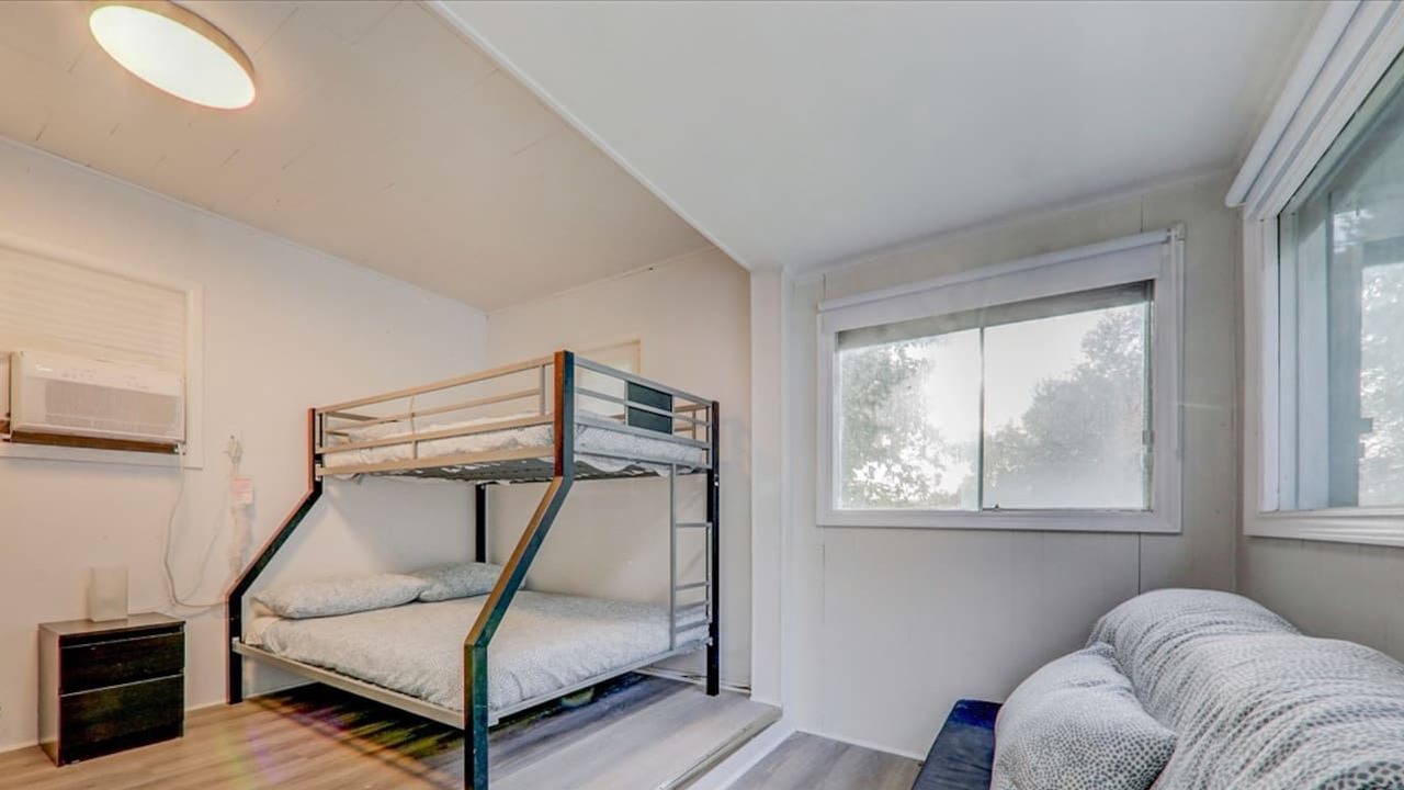 Photo of Bedroom in Kawartha Lakes