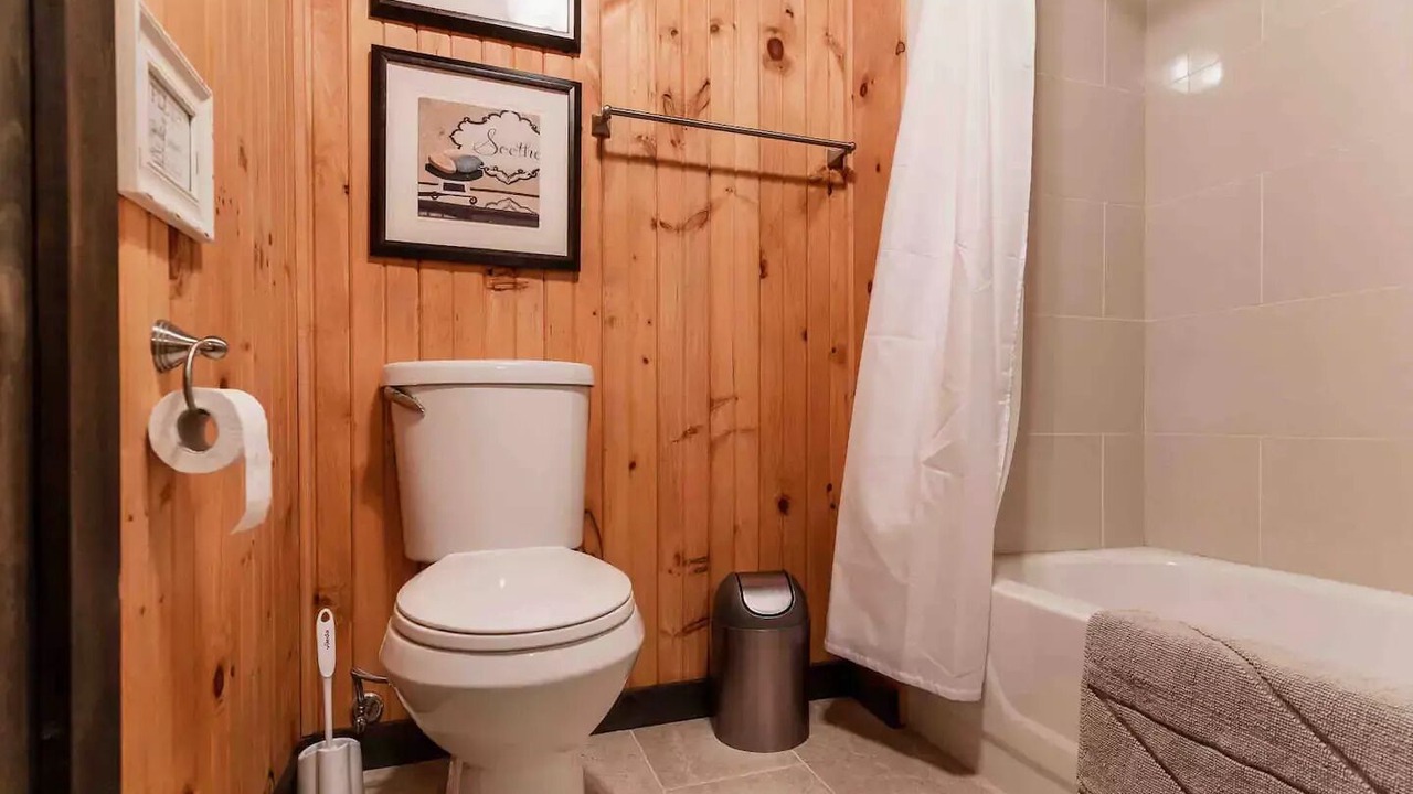 Photo of Bathroom in Faraday