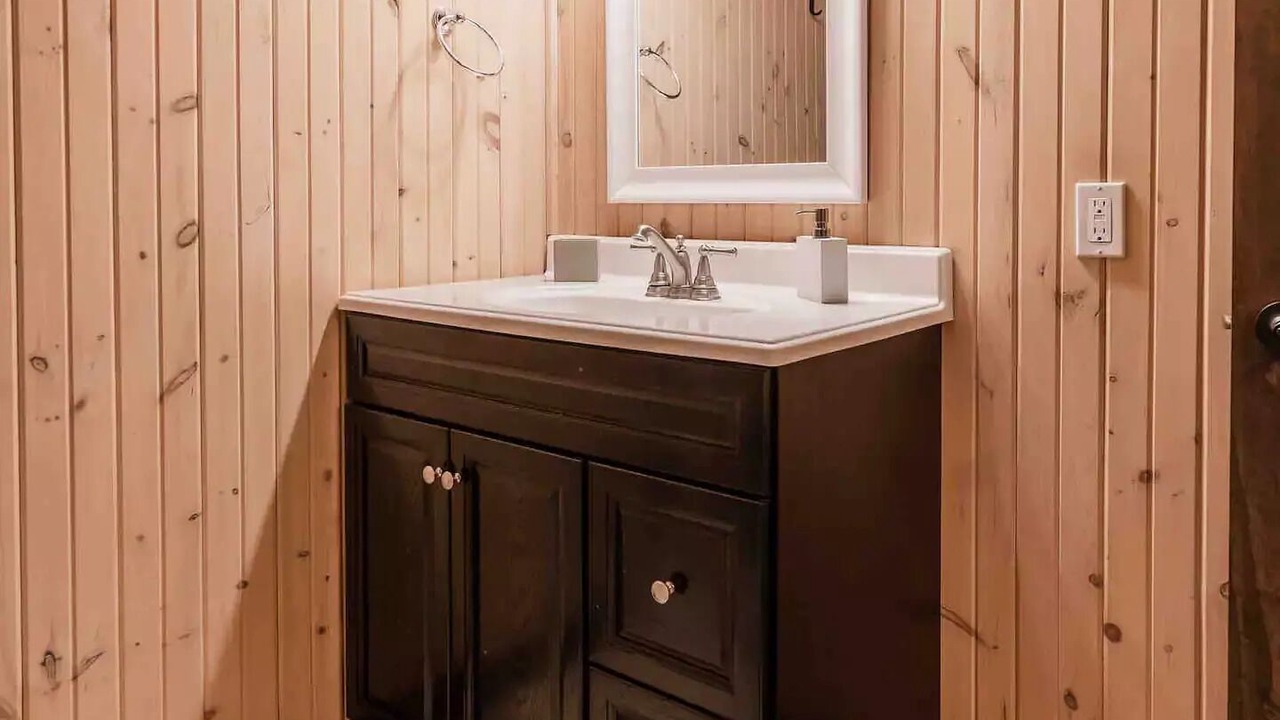 Photo of Bathroom in Faraday