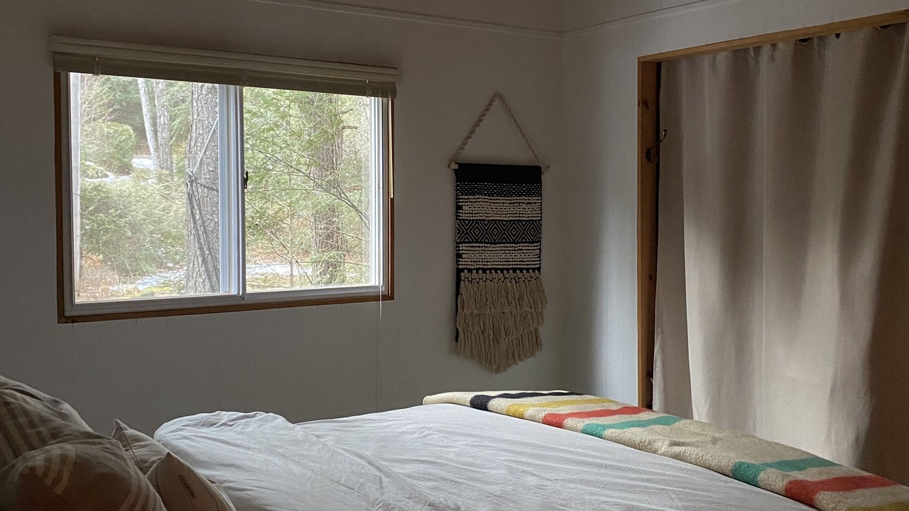Photo of Bedroom in Dysart et al